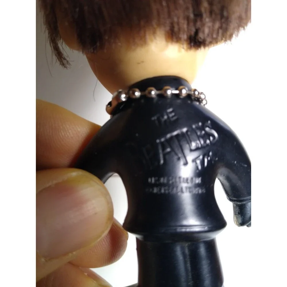 The Beatles Remco Doll John Lennon Doll Original Nems 1964 Hard Body + Keychain